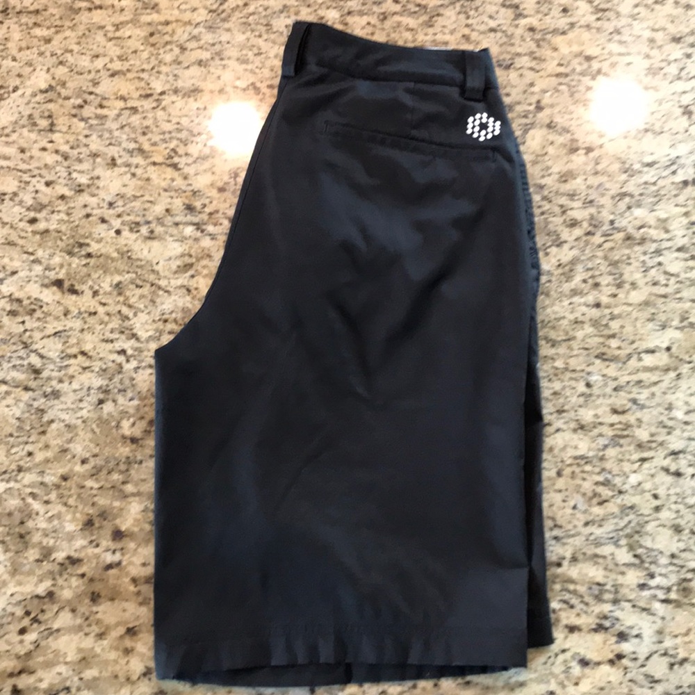 Men’s Puma golf shorts size 34